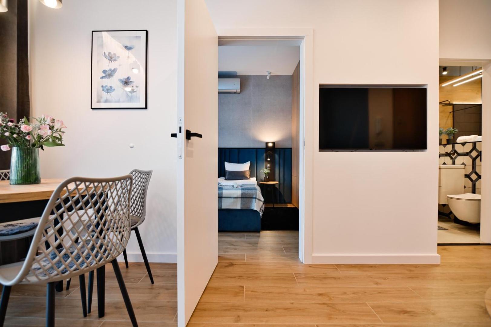 Flower Blue By Housine Apartment *