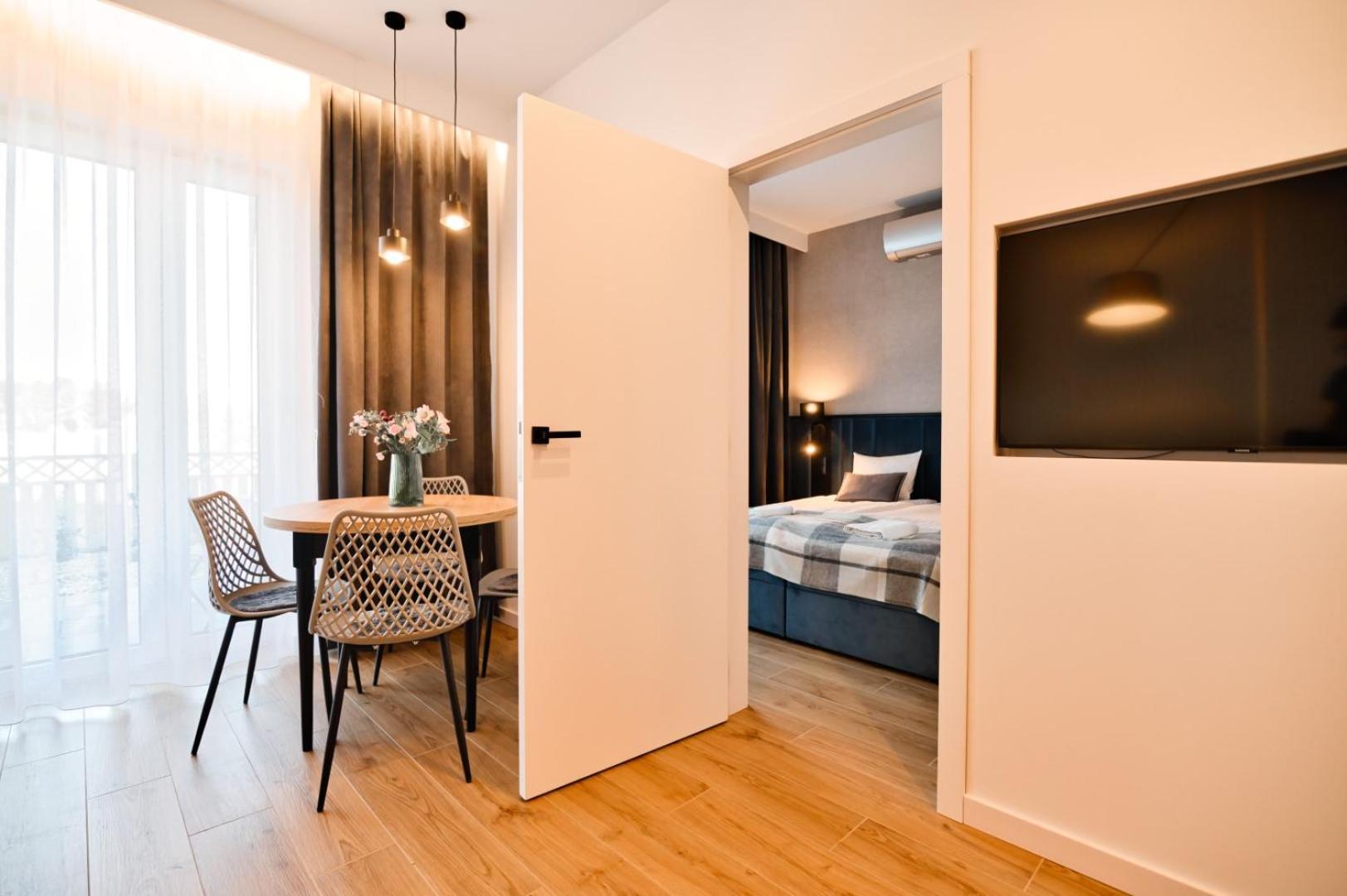 Apartment Flower Blue By Housine Zator